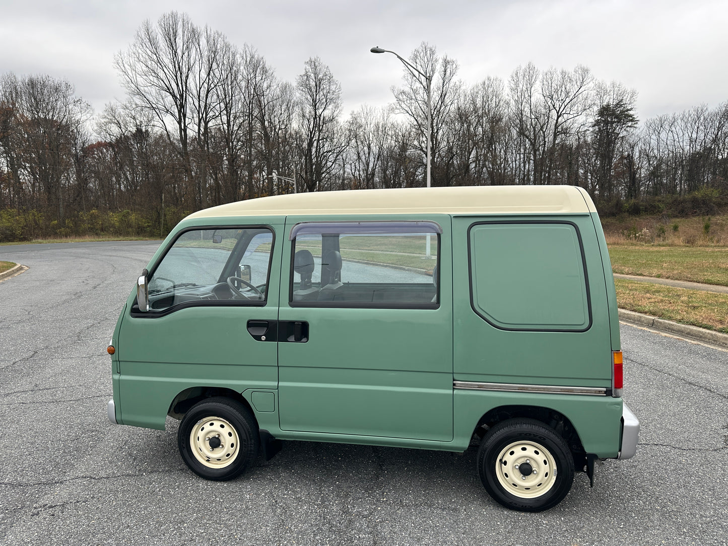 1993 SUBARU SAMBAR DIAS CLASSIC 4WD — LOT#683