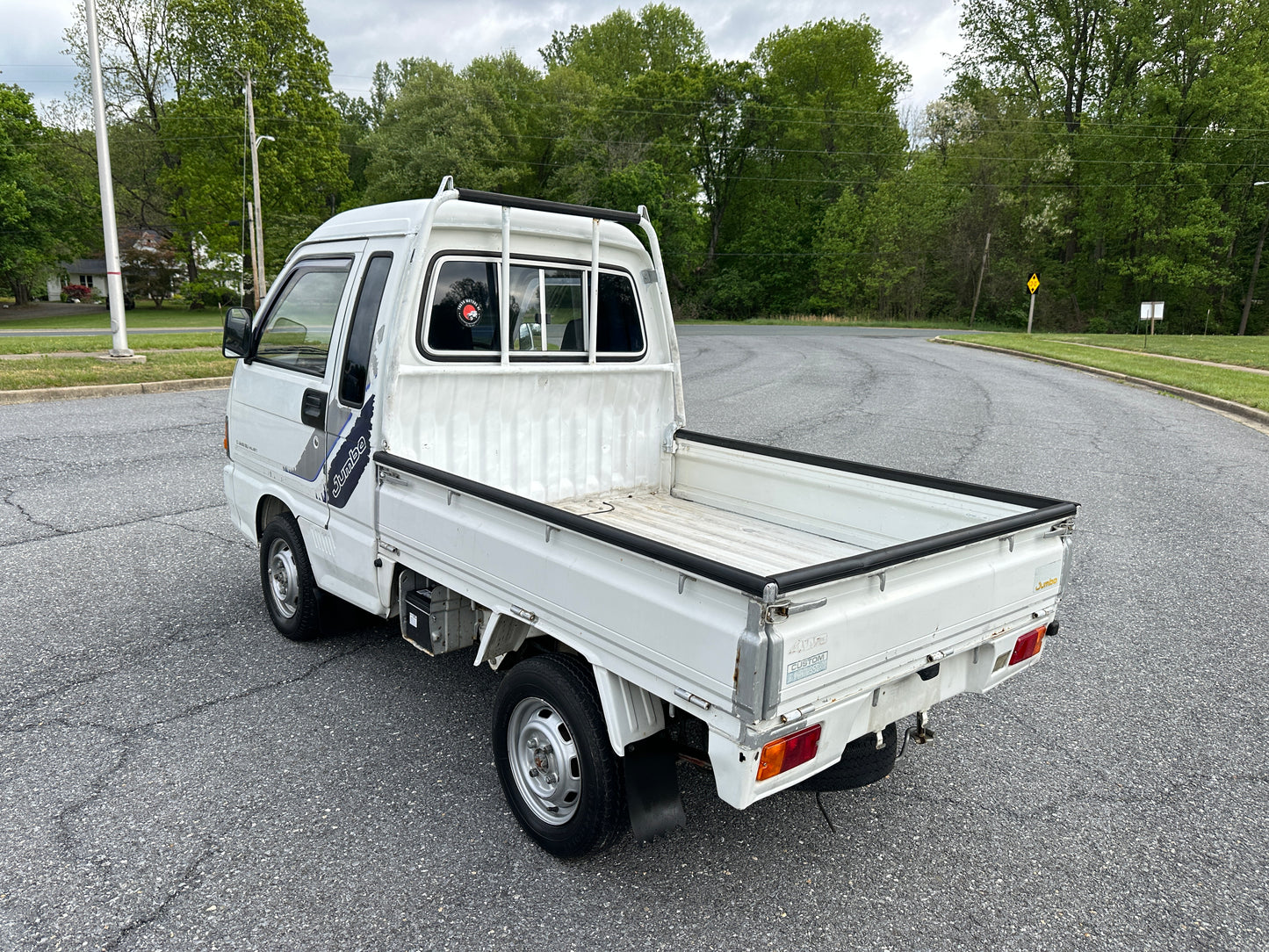 FULLY SERVICED - 1993 DAIHATSU HIJET JUMBO CUSTOM 4WD - AIR CONDITIONING — LOT#707