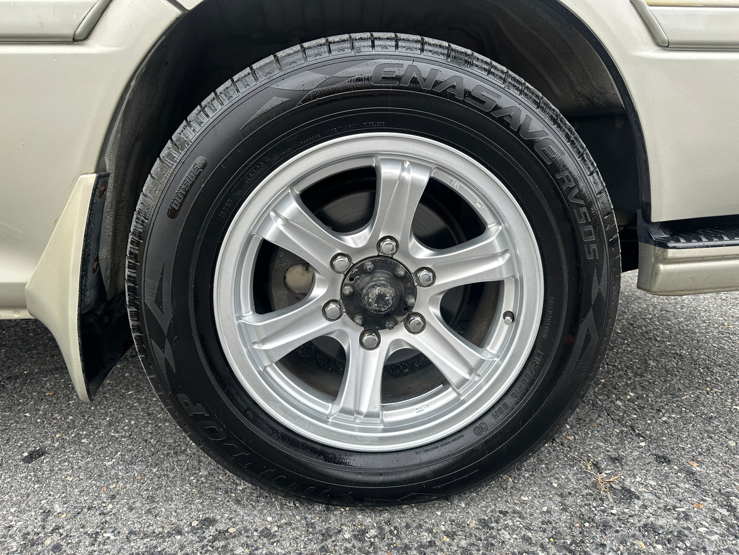 1999 TOYOTA HIACE SUPER CUSTOM LIVING SALOON EX 4WD — INTERCOOLER TURBO DIESEL — LOT#719