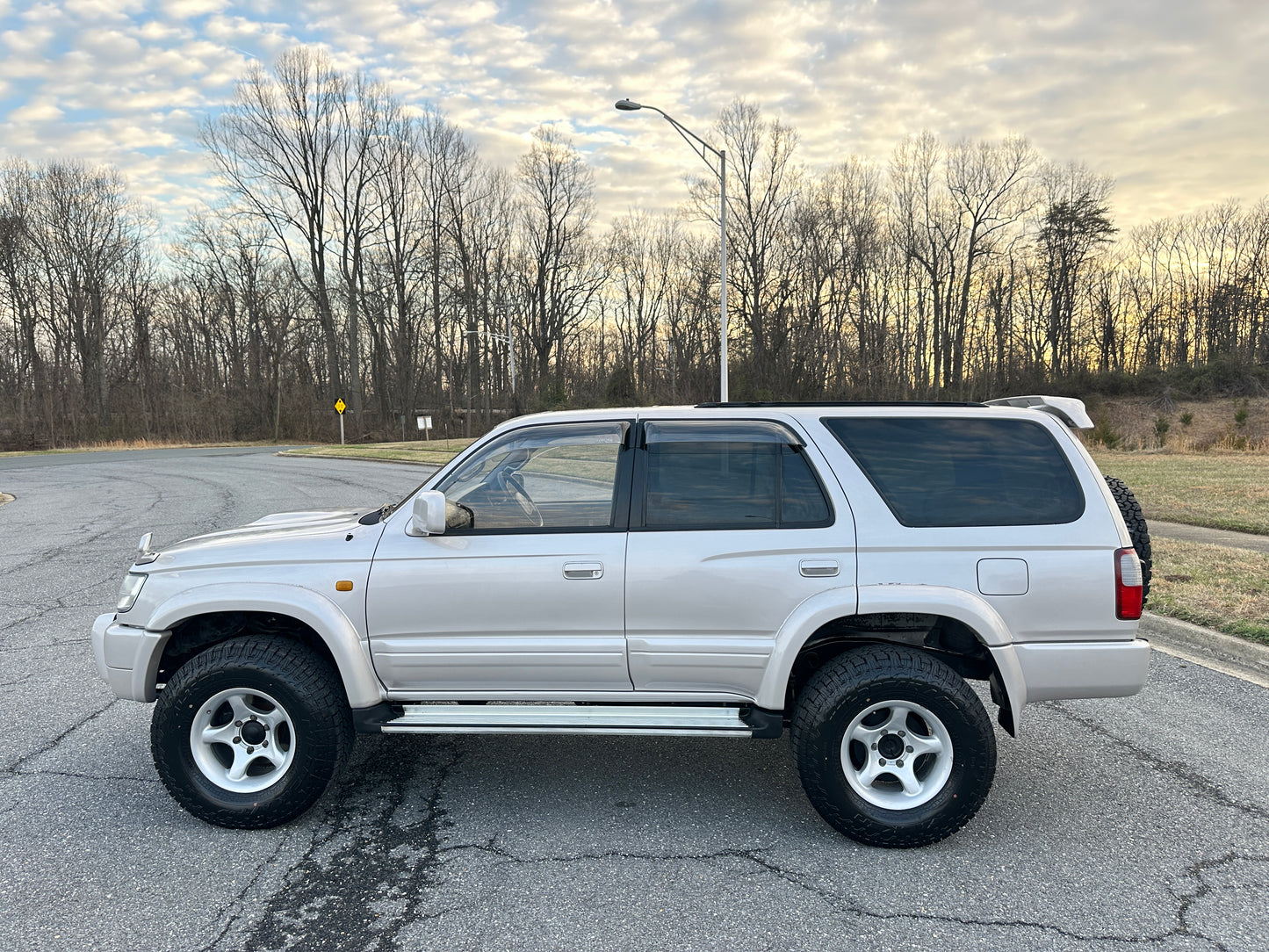1996 Toyota Hilux Surf SSR-G 4X4 - INTERCOOLED TURBO DIESEL — LOT#822