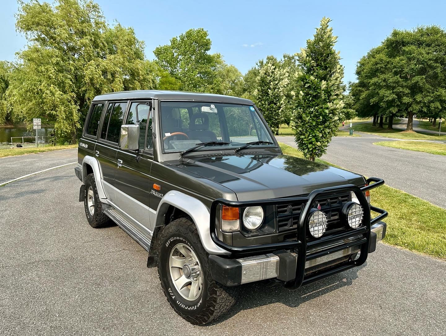 1990 MITSUBISHI PAJERO MONTERO WAGON E-L146GW