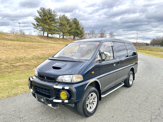 1995 MITSUBISHI DELICA SPACE GEAR EXCEED 4WD LONG WHEELBASE PF8W