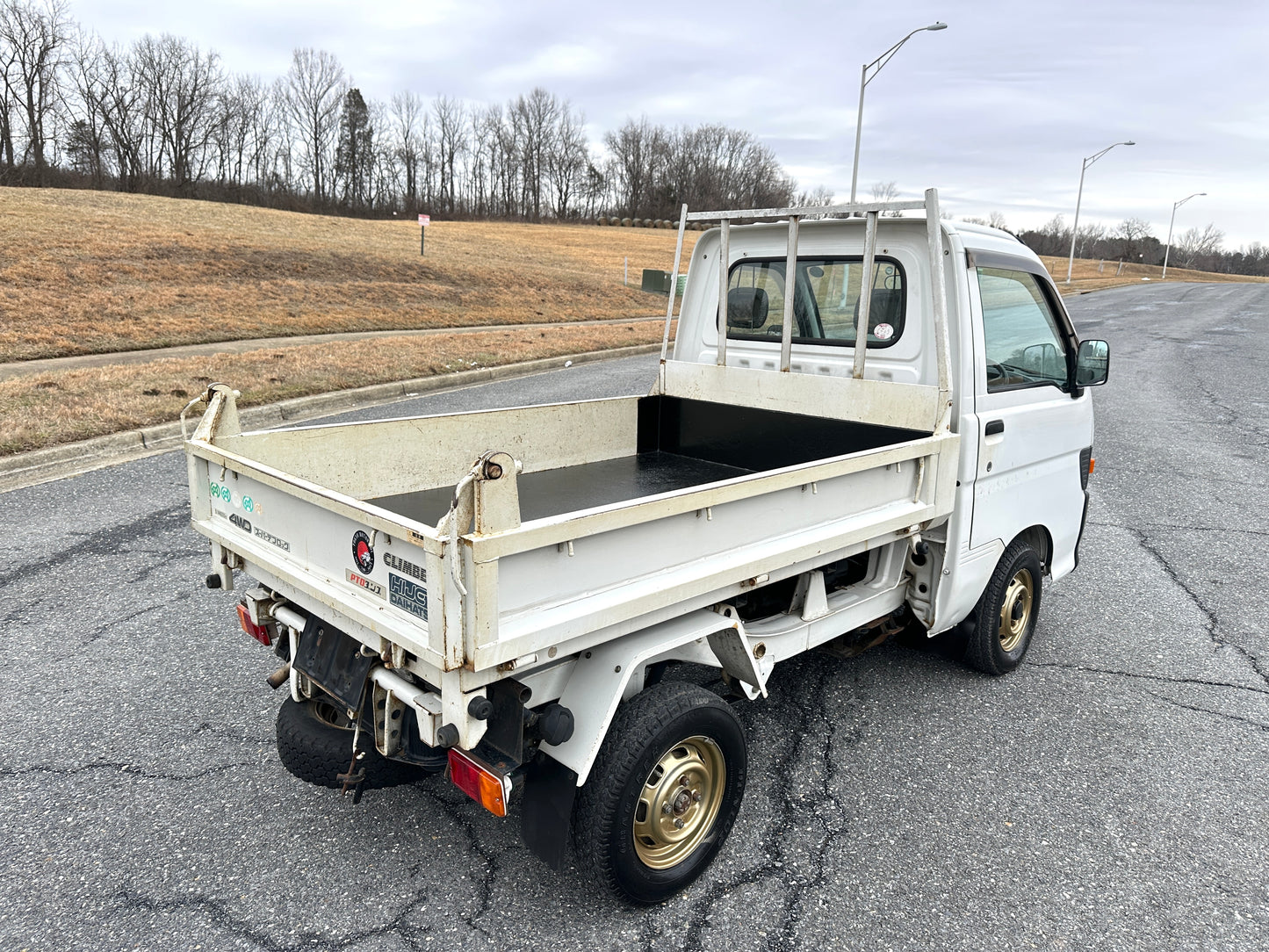 1997 DAIHATSU HIJET DUMP TRUCK S110P