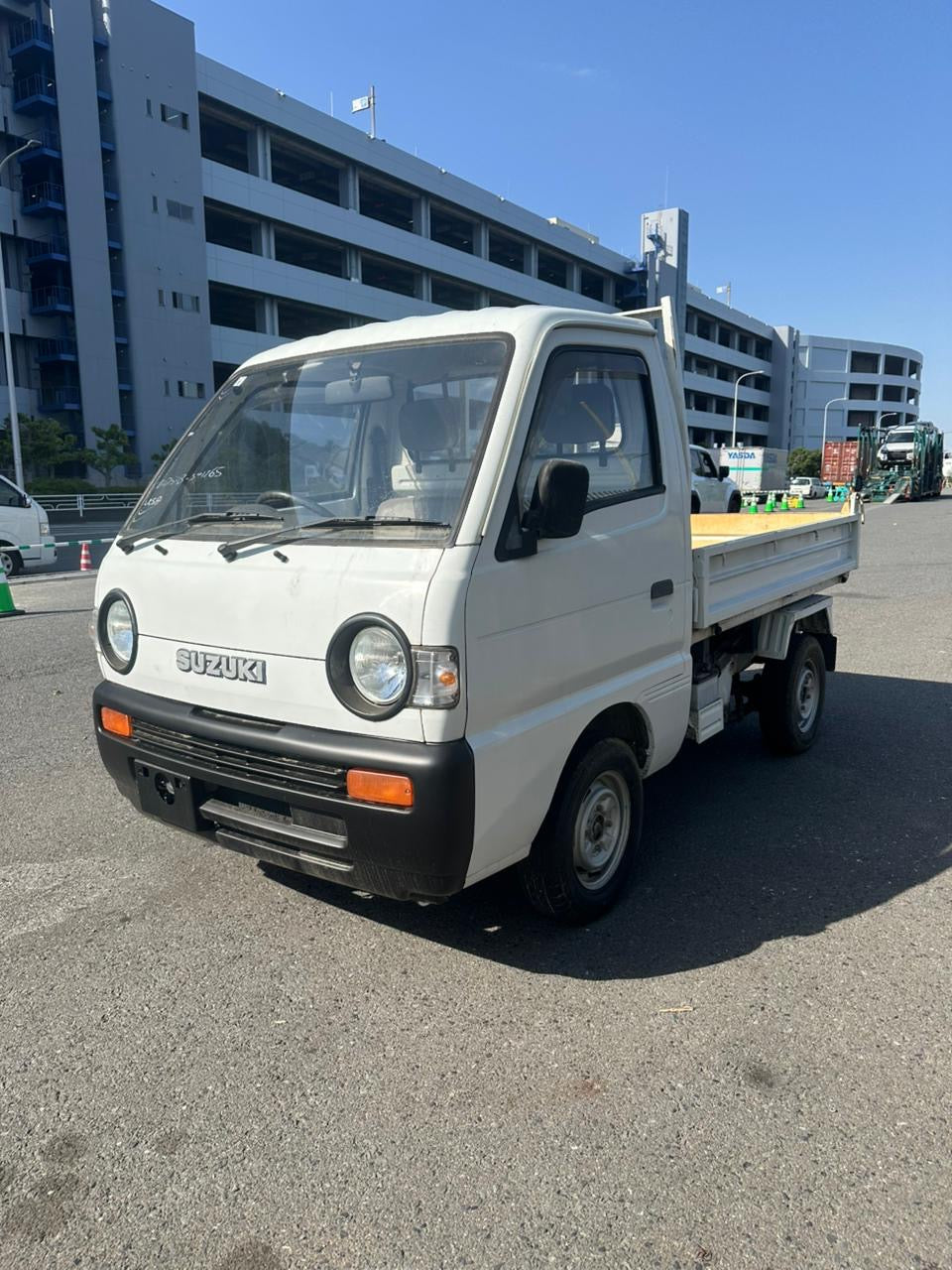 1995 SUZUKI CARRY SCISSOR LIFT DUMP 4WD - 2 SPEED TRANSFERCASE