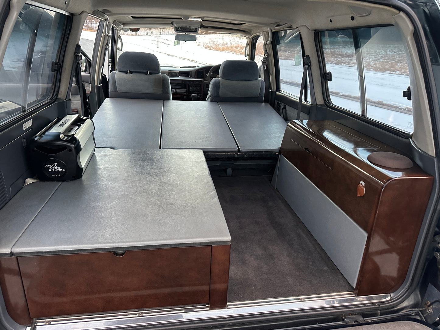 1995 Toyota Land Cruiser ACTIVE VACATION HDJ81 VX Limited 4WD - 24 VALVE TURBO DIESEL — LOT#735