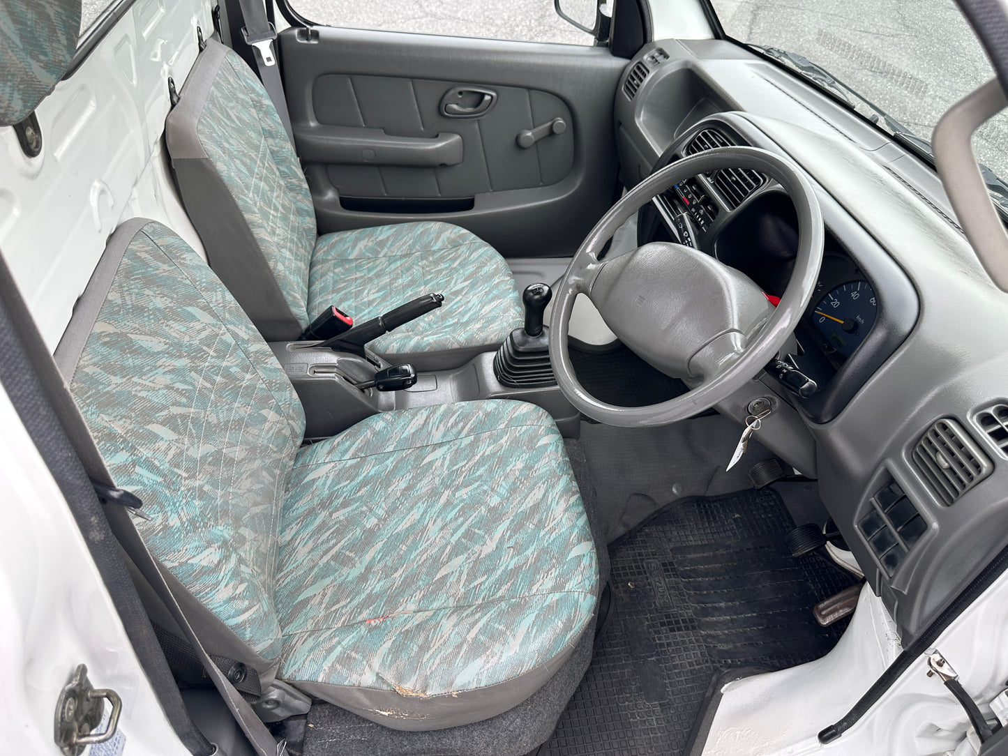 2000 SUZUKI CARRY 4WD - FUEL INJECTED — LOT#612