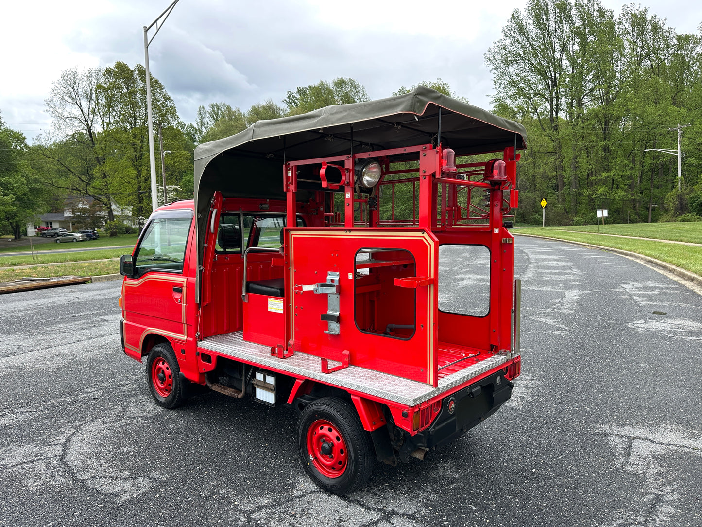 1998 SUBARU SAMBAR FIRE TRUCK 4WD V-KS4 - 10,525 MILES - WORKING SIREN, EMERGENCY LIGHTS & PA SYSTEM — LOT#884