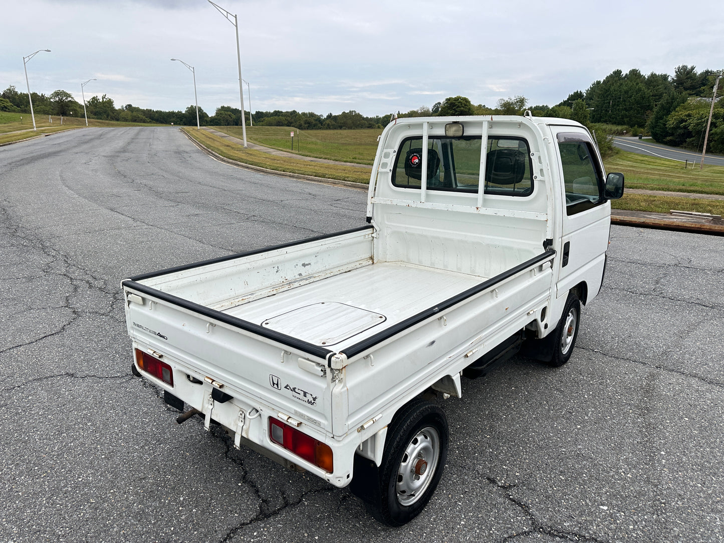 1999 HONDA ACTY SDX 4WD - AIR CONDITIONING — LOT#624