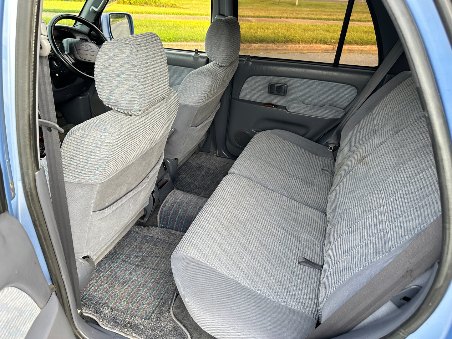 1996 TOYOTA HILUX SURF SSR-G 4WD - TURBO DIESEL — LOT#606