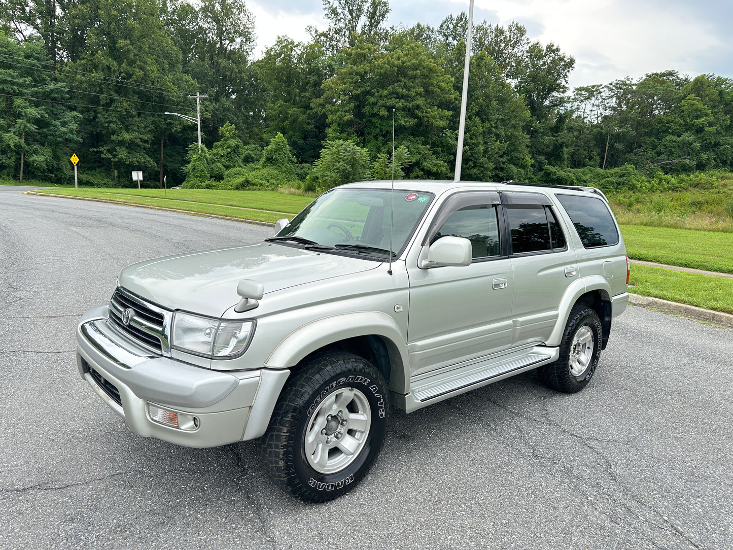 1999 TOYOTA HILUX SURF SSR-G VZN185 — V6 Gasoline — LOT#579