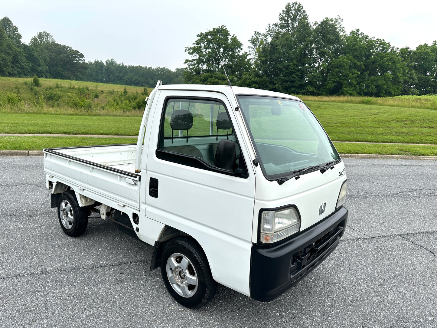 1997 HONDA ACTY SDX 4WD & 5-Speed — LOT#553