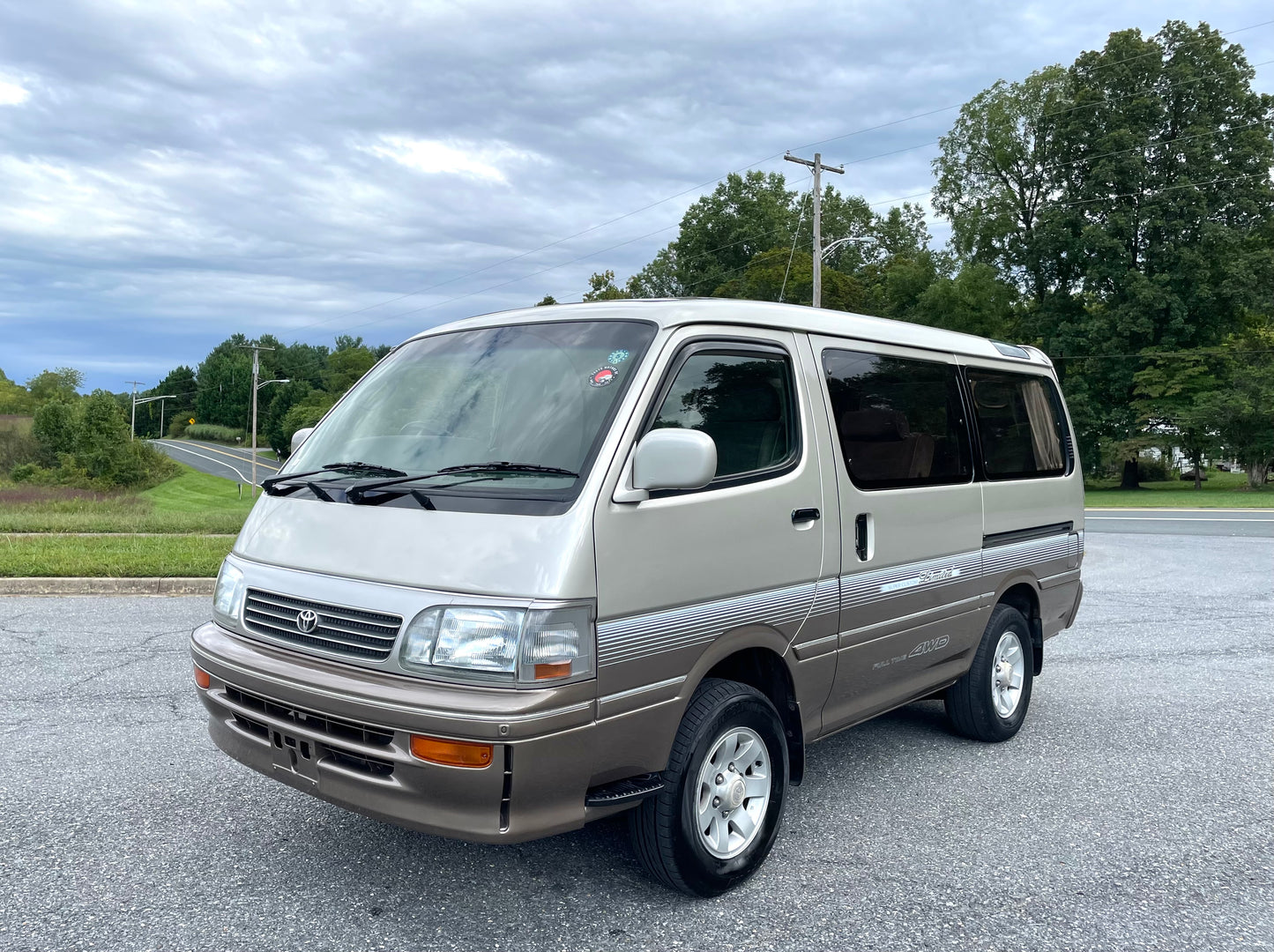 1996 TOYOTA HIACE SUPER CUSTOM KZH106