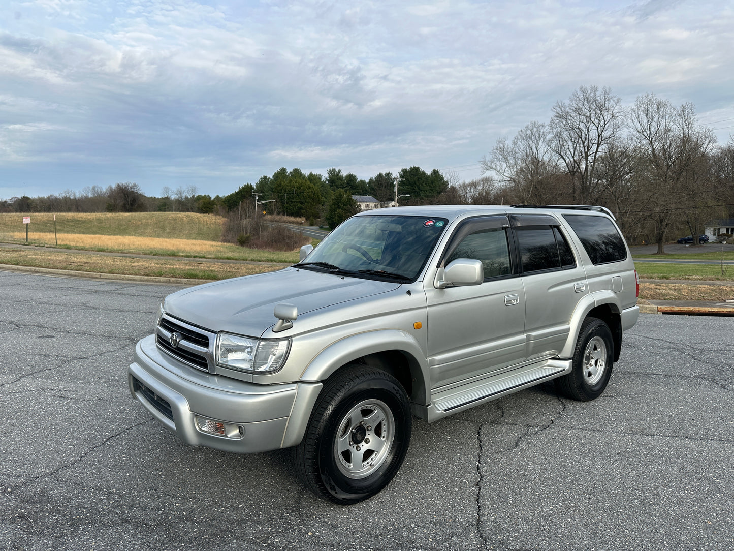 1999 TOYOTA HILUX SURF SSR-G 4WD - 4 Cylinder Gasoline — LOT#788