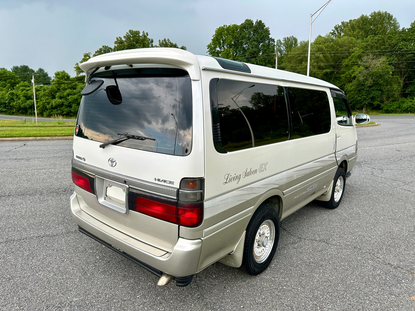 2000 TOYOTA HIACE SUPER CUSTOM LIVING SALOON EX 4WD — INTERCOOLER TURBO DIESEL