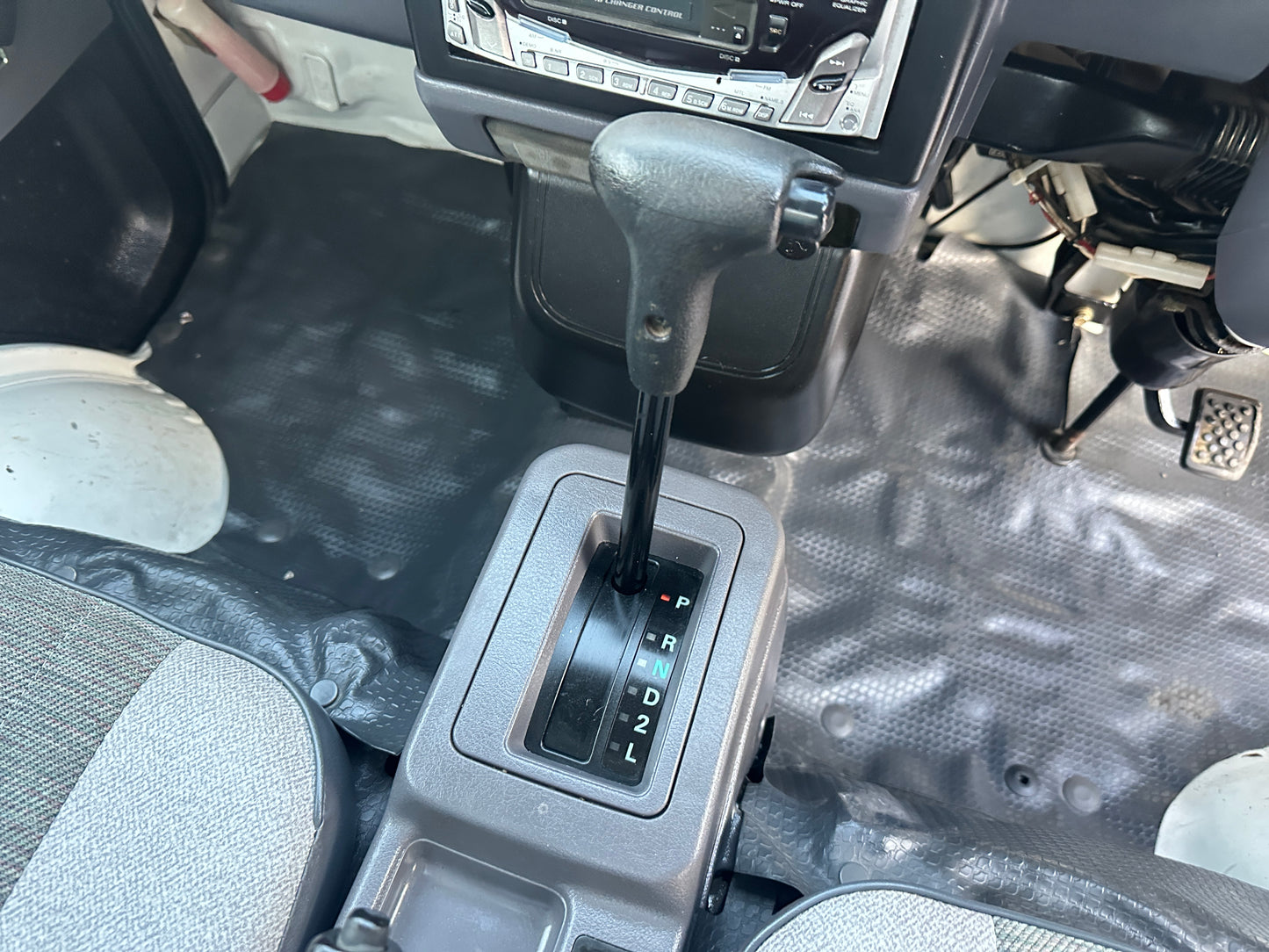 1997 MITSUBISHI MINICAB DUMP TRUCK 4WD - AUTOMATIC - A/C - FUEL INJECTION - POWER STEERING — LOT#734