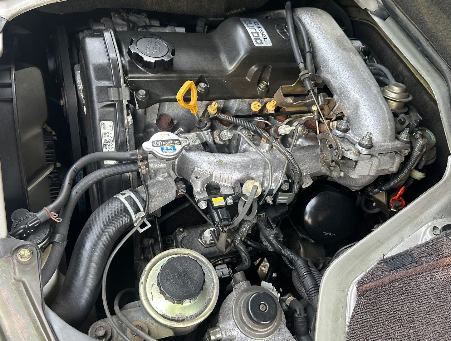 1995 TOYOTA HIACE GRAND CABIN G KZH120