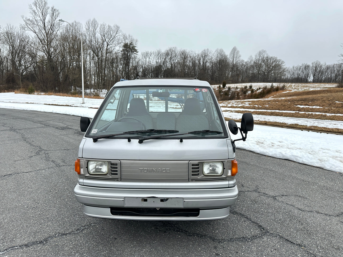 1996 TOYOTA TOWNACE CRANE TRUCK - DIESEL - A/C - 14k Miles — LOT#726