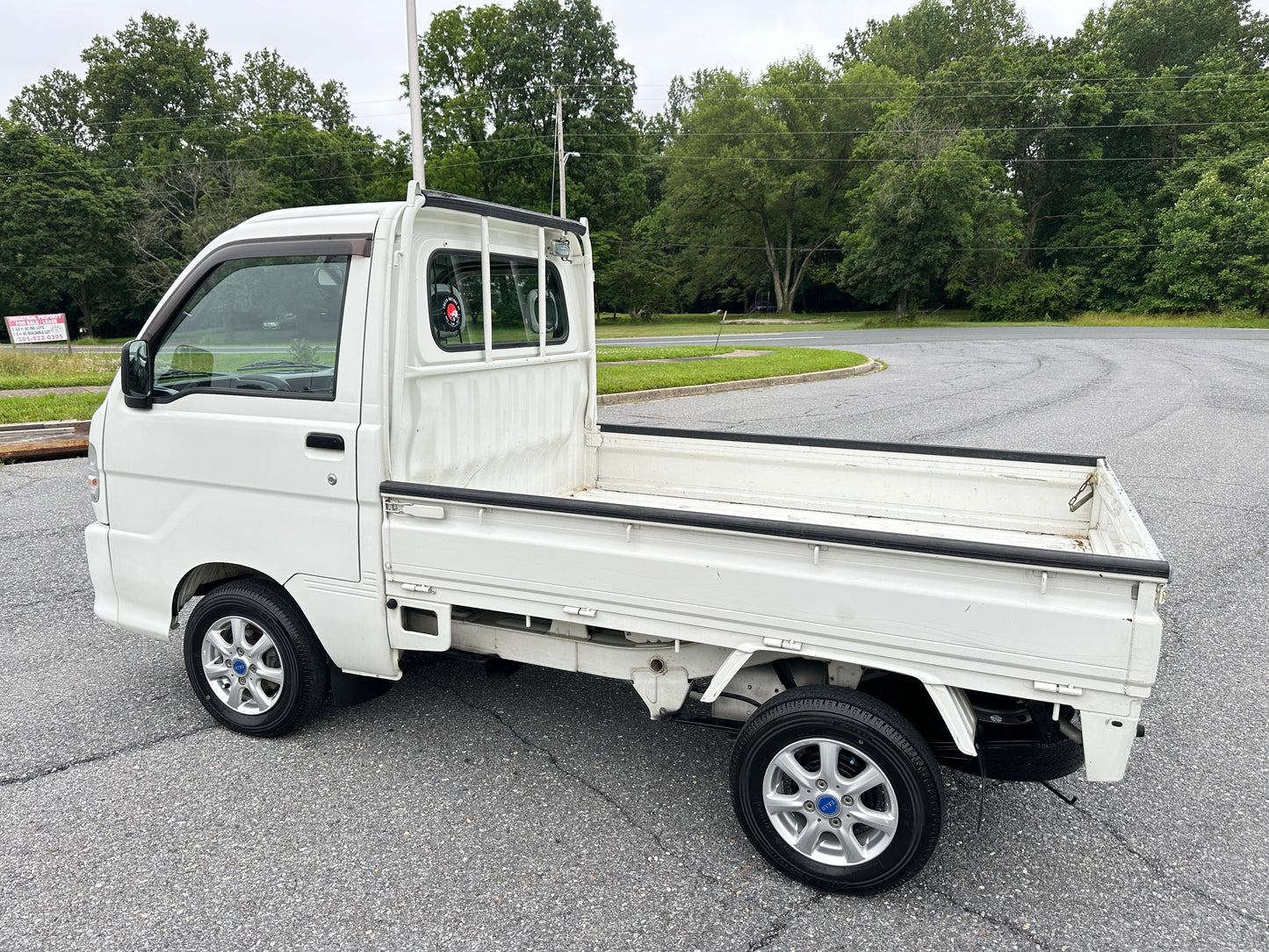 2000 DAIHATSU HIJET 4WD - DUAL RANGE TRANSFER CASE - FUEL INJECTED & 5-Speed