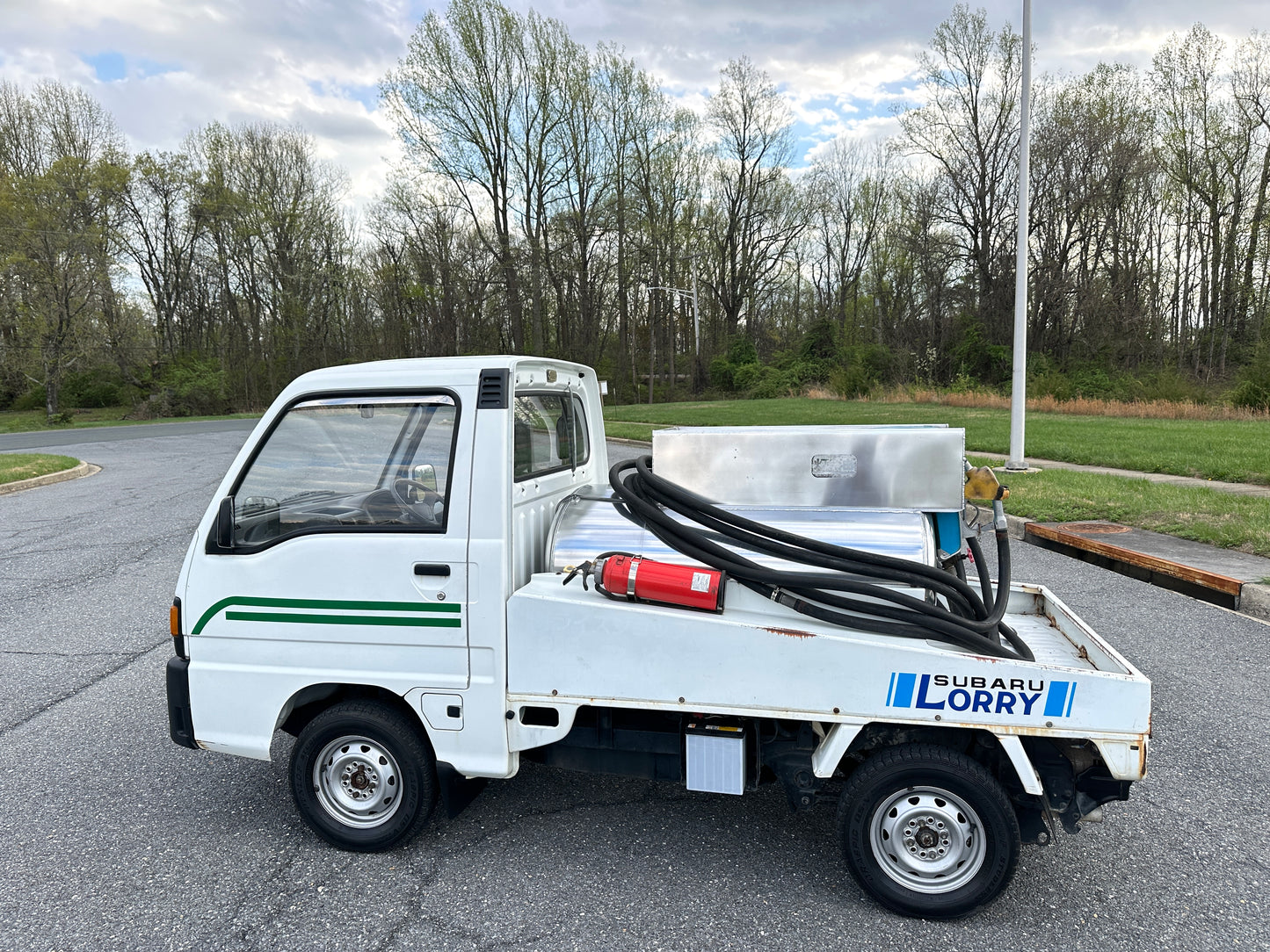 1991 SUBARU SAMBAR LORRY FUEL TANKER - 4WD - 5 SPEED — LOT#844