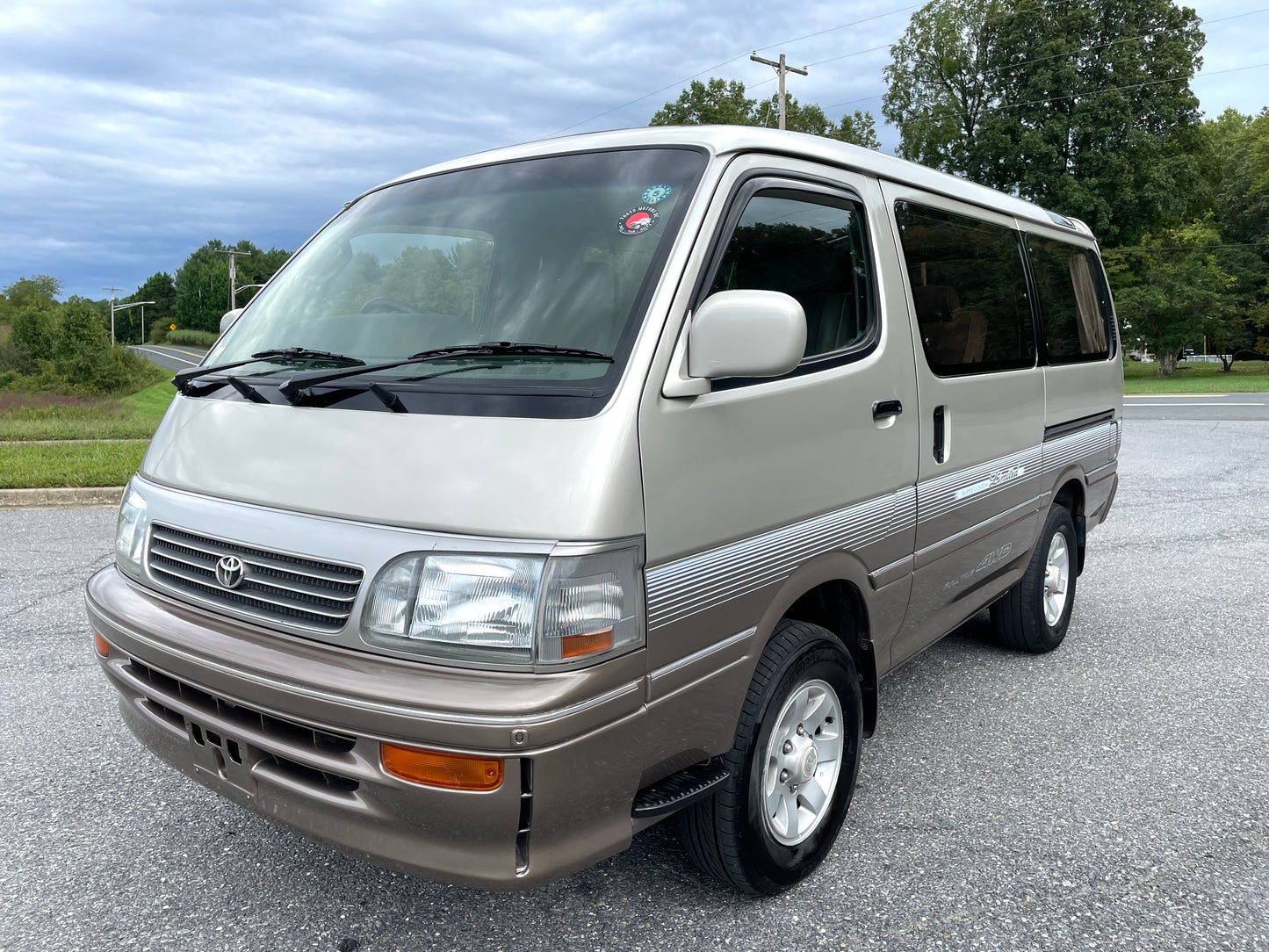 1996 TOYOTA HIACE SUPER CUSTOM KZH106