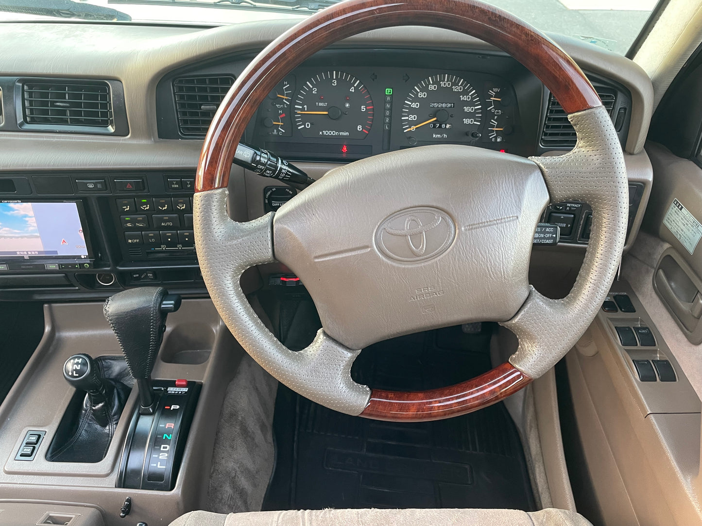 1996 Toyota Land Cruiser HDJ81 VX Limited ACTIVE VACATION
