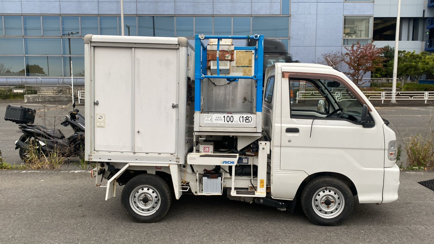 VERY RARE! 2001 DAIHATSU HIJET AERIAL WORK PLATFORM TRUCK 4WD - PTO OPERATED AICHI BOOM WITH STABILIZERS