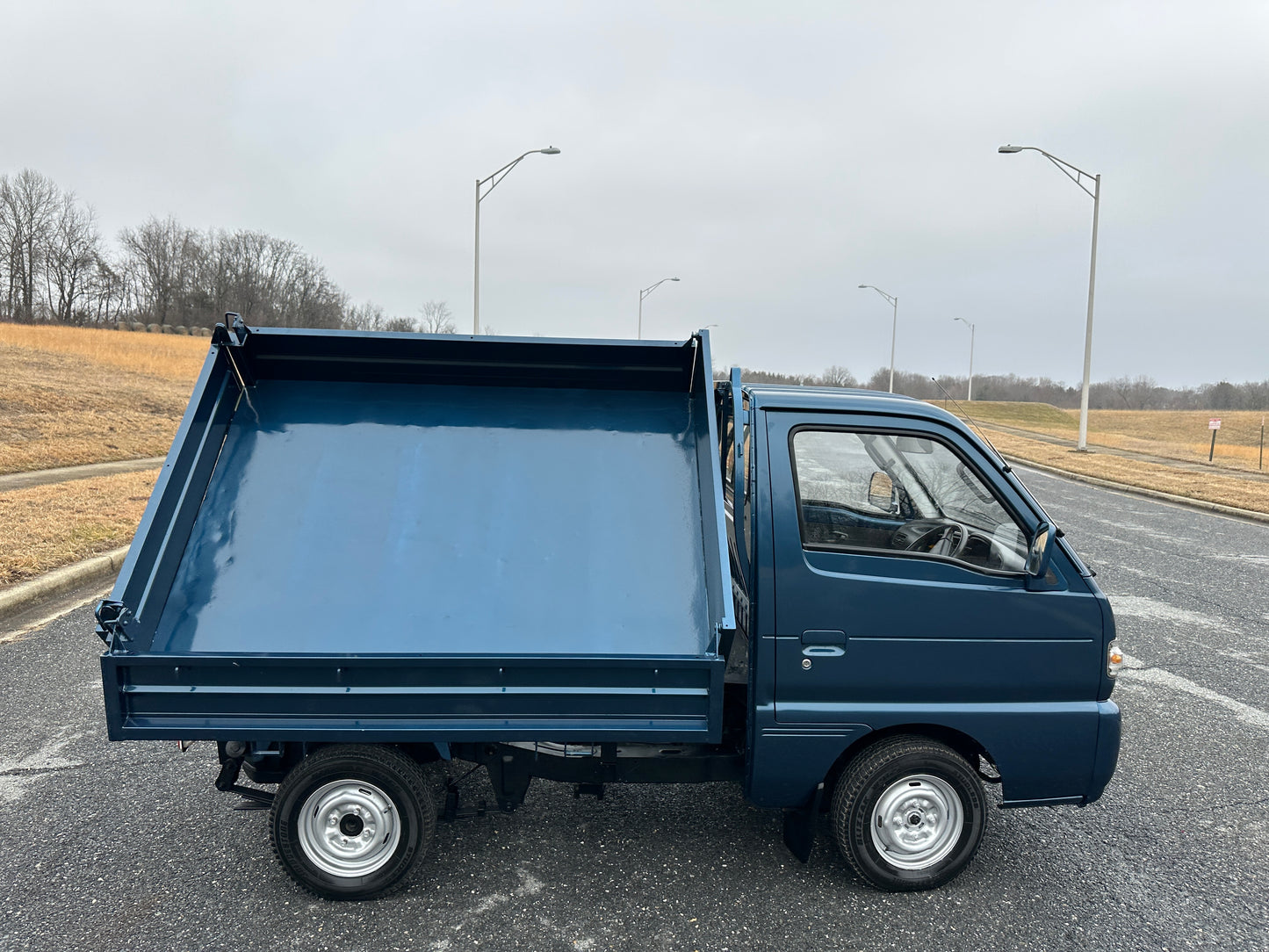 1992 SUZUKI CARRY 3-WAY DUMP 4WD — LOT#835