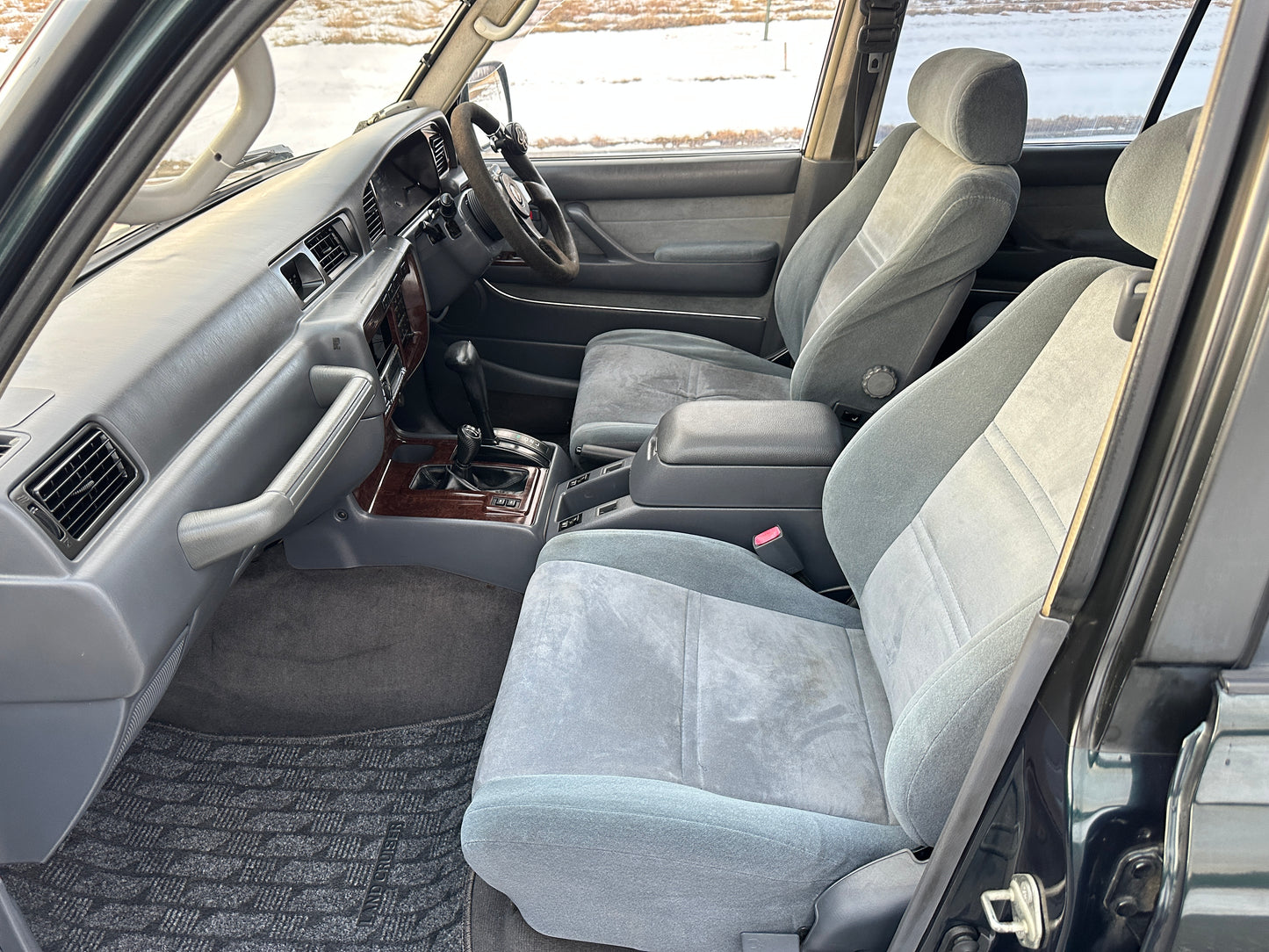 1995 Toyota Land Cruiser ACTIVE VACATION HDJ81 VX Limited 4WD - 24 VALVE TURBO DIESEL — LOT#735