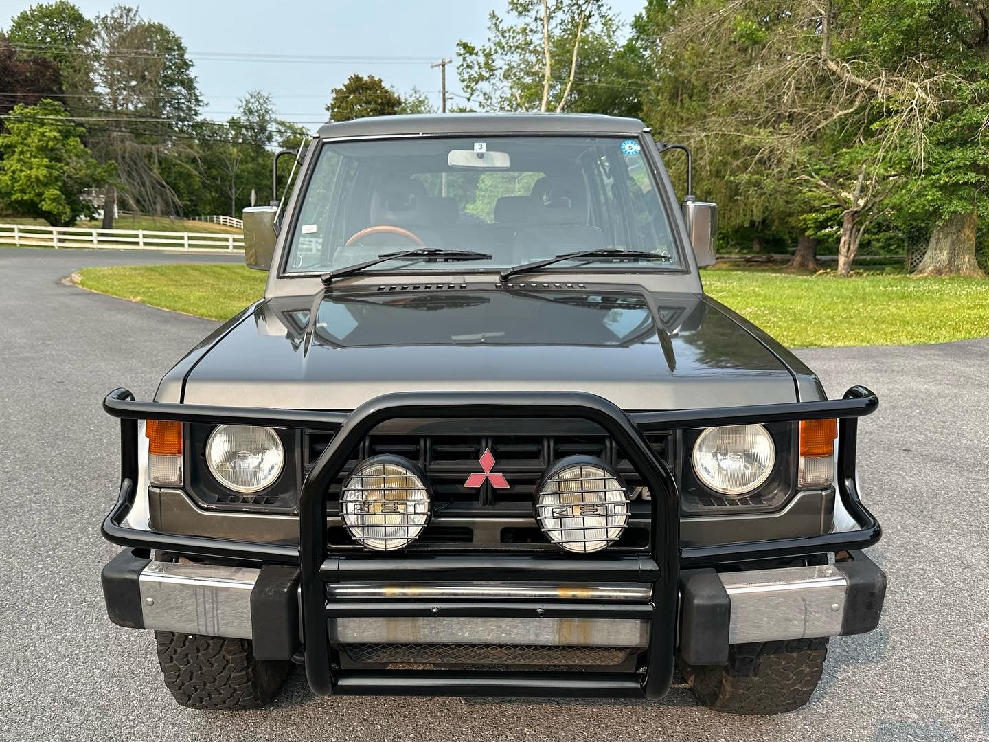 1990 MITSUBISHI PAJERO MONTERO WAGON E-L146GW