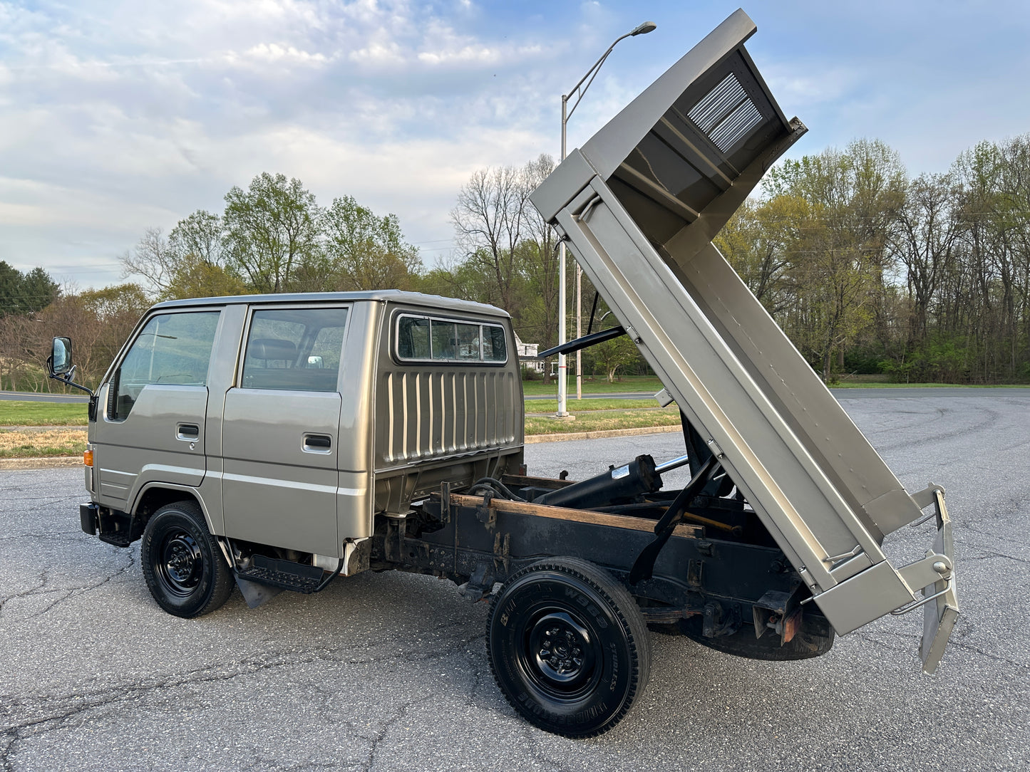 1993 TOYOTA TOYOACE LY61 DOUBLE-CAB DUMP TRUCK